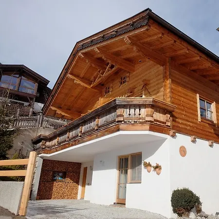 Stubaiblick ノイシュティフト・イム・シュトゥーバイタール