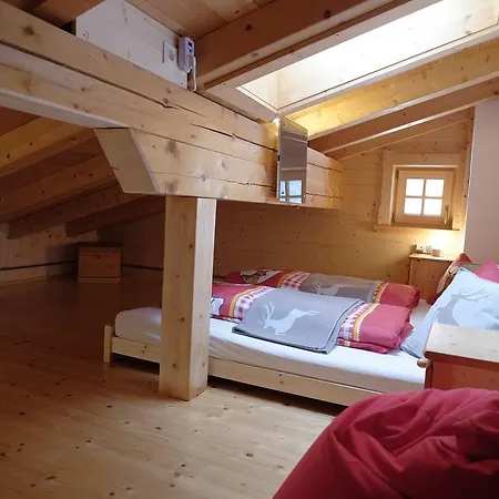 Stubaiblick * ノイシュティフト・イム・シュトゥーバイタール