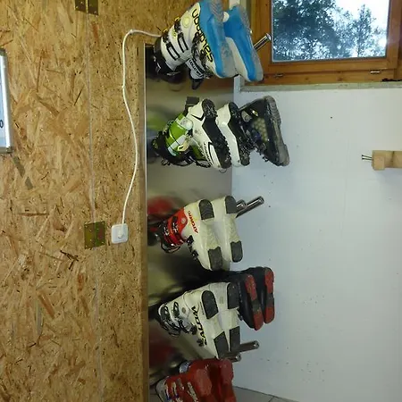 Stubaiblick ノイシュティフト・イム・シュトゥーバイタール